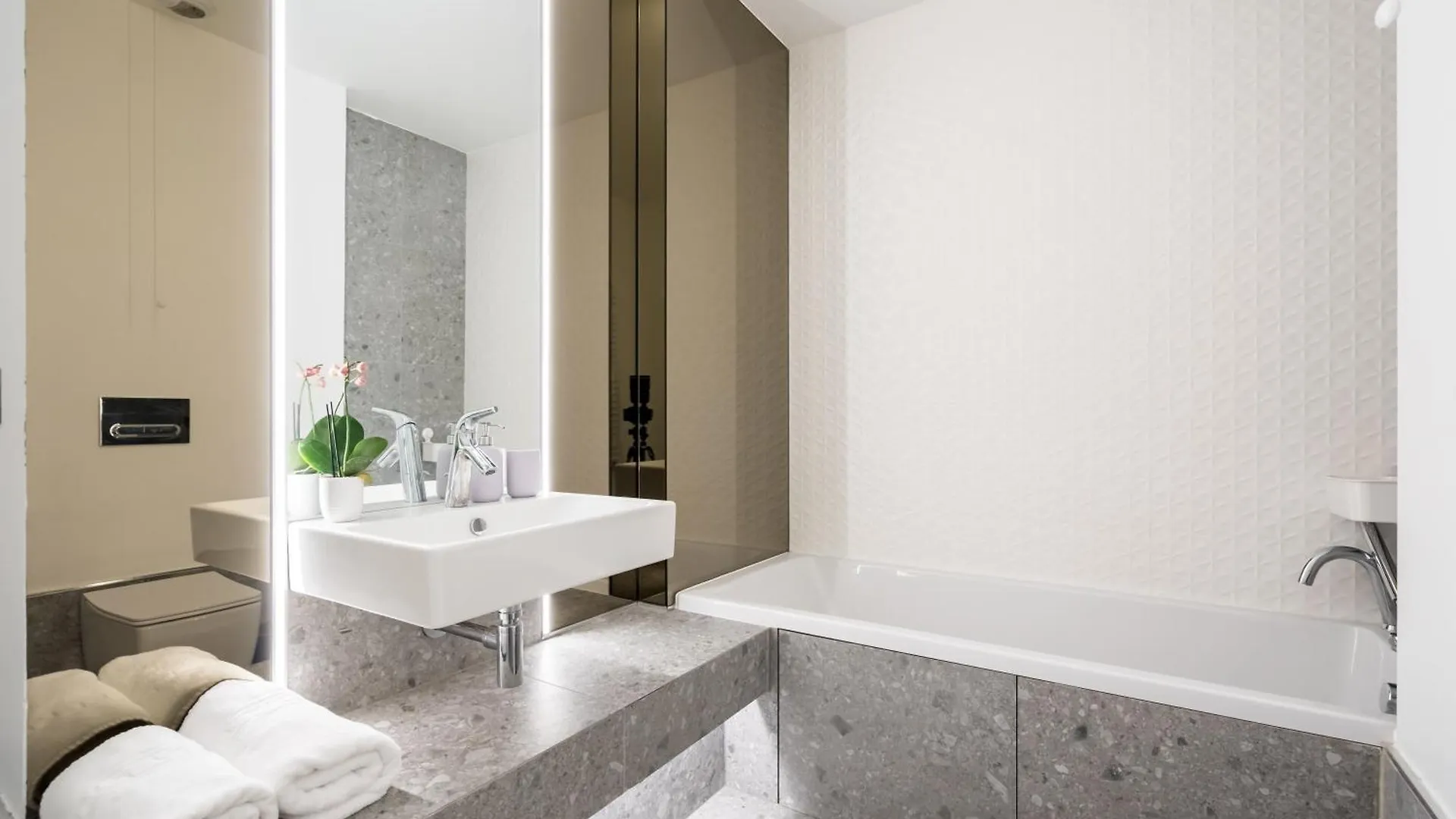 Luxury Apartment Near Promenada, 1Br Bucureşti